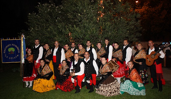 ESPAÑA – ASOCIACIÓN FOLKLÓRICA SANVICENTINA LA BESANA (SAN VICENTE DE ALCÁNTARA)