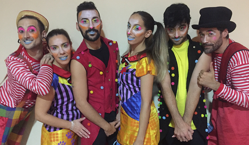 TEATRO EN FAMILIA - "LOS PAYASOS BAILARINES" TEATRO EN FAMILIA - "LOS PAYASOS BAILARINES"