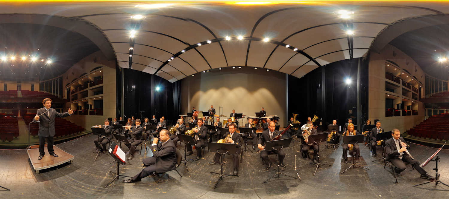 BANDA MUNICIPAL DE MÚSICA DE BADAJOZ - CONCIERTO EXTRAORDINARIO - GRANDES SOLISTAS BANDA MUNICIPAL DE MÚSICA DE BADAJOZ - CONCIERTO EXTRAORDINARIO - GRANDES SOLISTAS