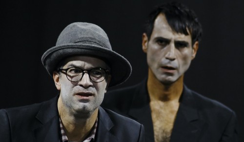 46 FESTIVAL INTERNACIONAL DE TEATRO DE BADAJOZ - "LOS DESPIERTOS"
