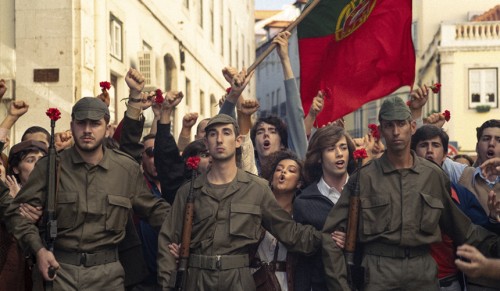 31 FESTIVAL IBÉRICO DE CINE - LA PREMIER "Revoluçao sem sangue"